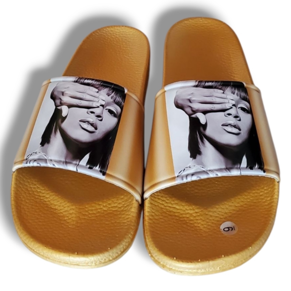 Cross Colours Gold 90s Hip Hop Lisa "Left Eye" Lopes Legacy Slides NWT NIB